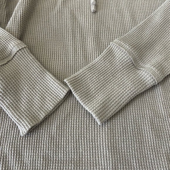 Abercrombie & Fitch Soft Ribbed Knit Sweater Size M - Picture 5 of 8